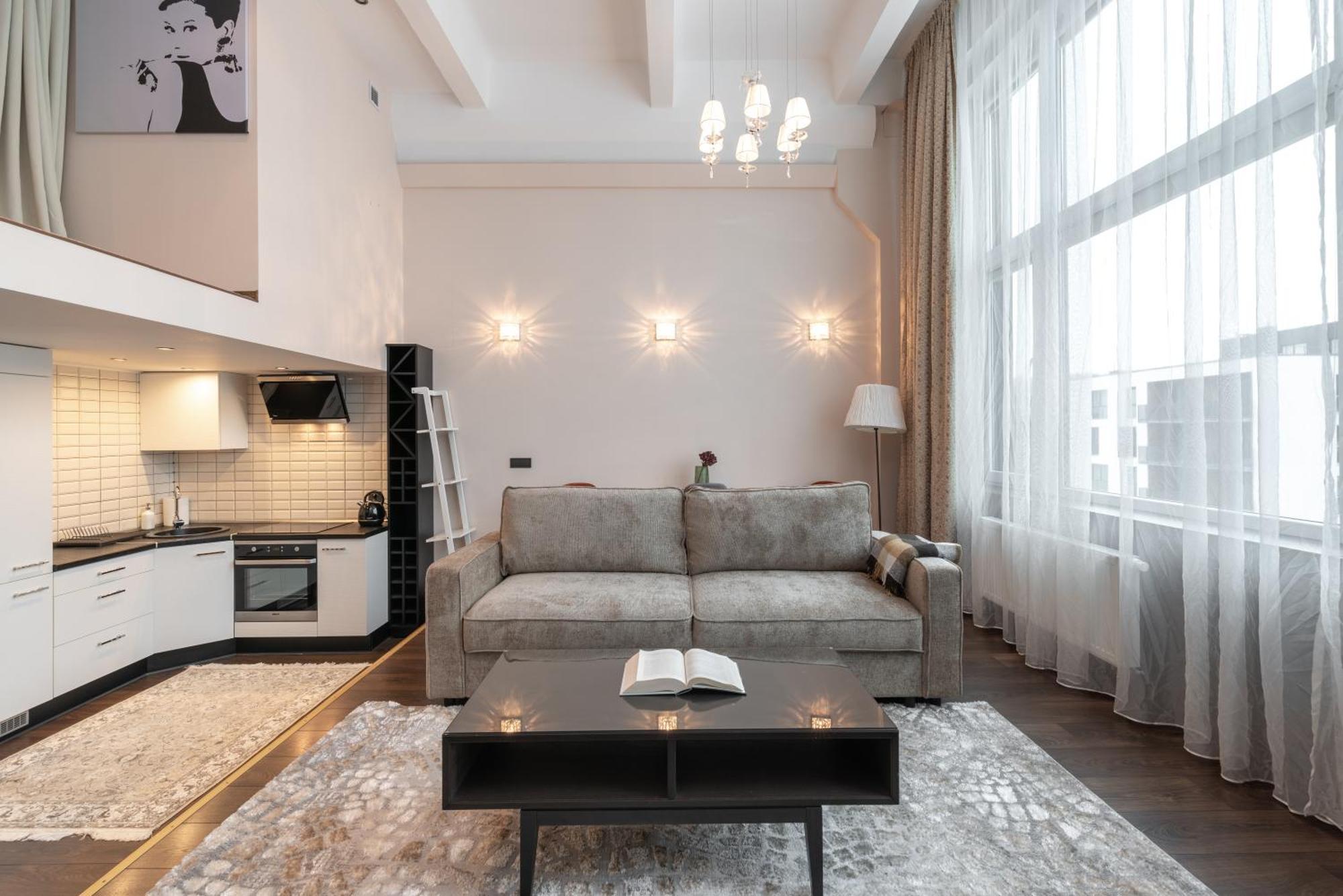 Appartamento Spacious & Cozy Loft Near Old Town *